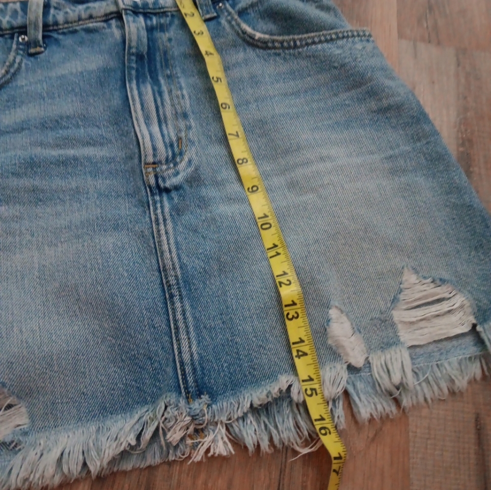 Lee denim skirt sz 28 medium distressed mini skirt - Picture 5 of 5